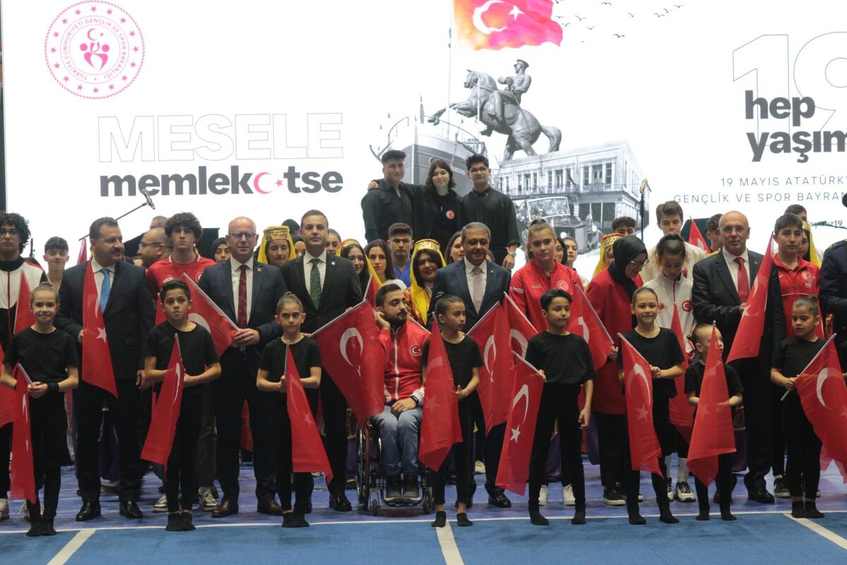 1729428148 917 ATATURKUN GENCLIGE EMANETI 19 MAYIS - Marmara Bölge: Balıkesir Son Dakika Haberleri ile Hava Durumu