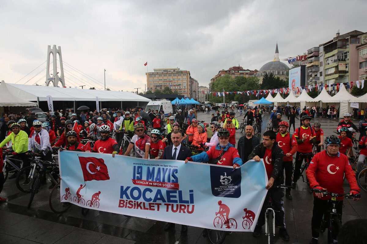 1729428511 663 Kocaelide yagisa ragmen pedal cevirdiler - Marmara Bölge: Balıkesir Son Dakika Haberleri ile Hava Durumu