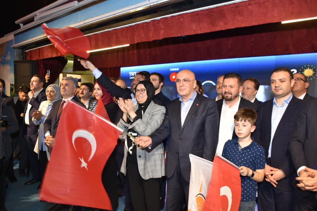 1729428806 124 BASARAN SECIMI TURKIYE KAZANDI - Marmara Bölge: Balıkesir Son Dakika Haberleri ile Hava Durumu