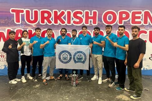 KickBoks’ta Bursa Yıldırım  rüzgârı