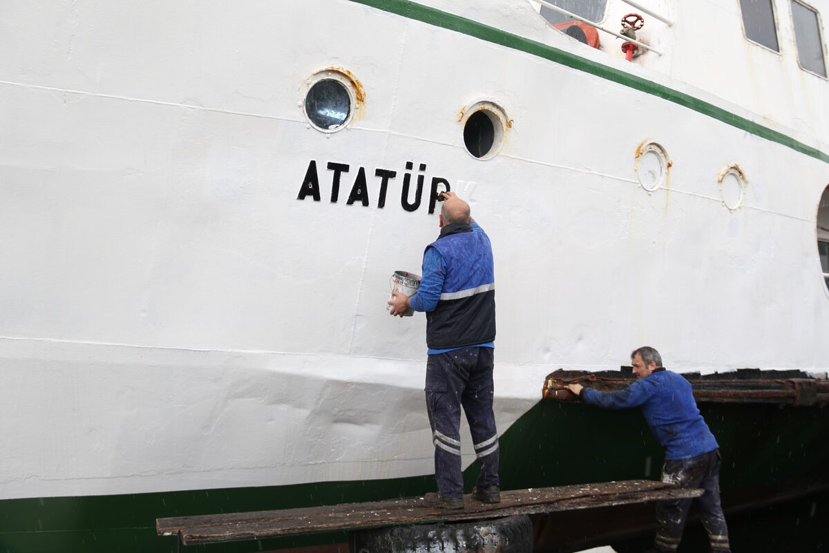 1729429901 67 Ataturk Vapuru bakima alindi - Marmara Bölge: Balıkesir Son Dakika Haberleri ile Hava Durumu