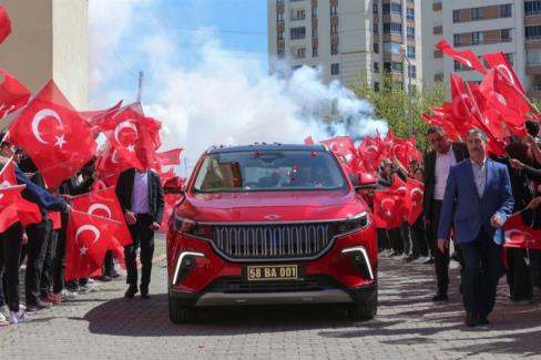 Sivas’ta Bilişim Lisesi’nde ‘Togg’ coşkusu