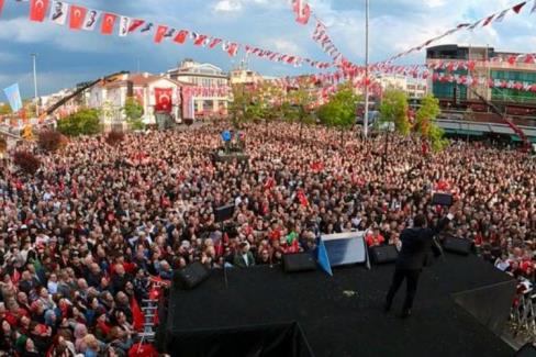 Yalova’da İmamoğlu’na sevgi seli