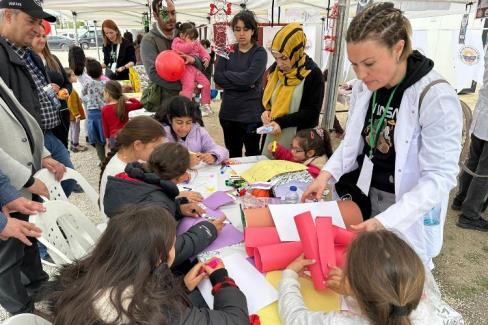 Gemlik Konteyner Kentte çocuklara ‘bilim’ morali