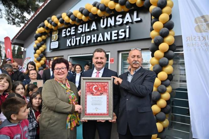 1729548251 329 ECE SILA UNSAL KUTUPHANESI ACILDI - Marmara Bölge: Balıkesir Son Dakika Haberleri ile Hava Durumu