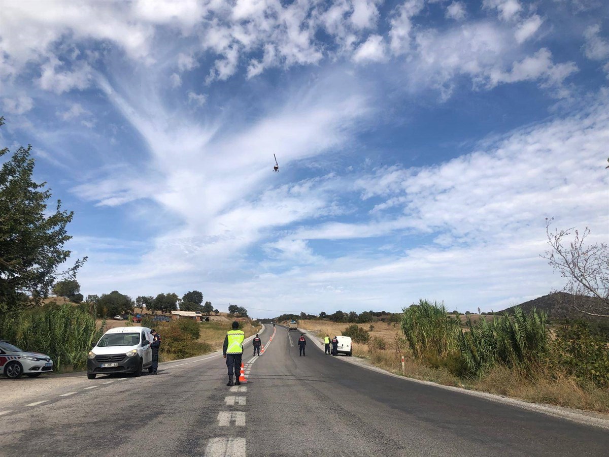 Balıkesir’de Trafik Jandarması ekipleri,