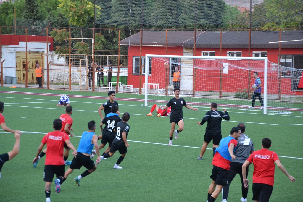 Ayvalıkgücü Belediyespor, 52 Orduspor FK’yı 2-1 Mağlup Etti