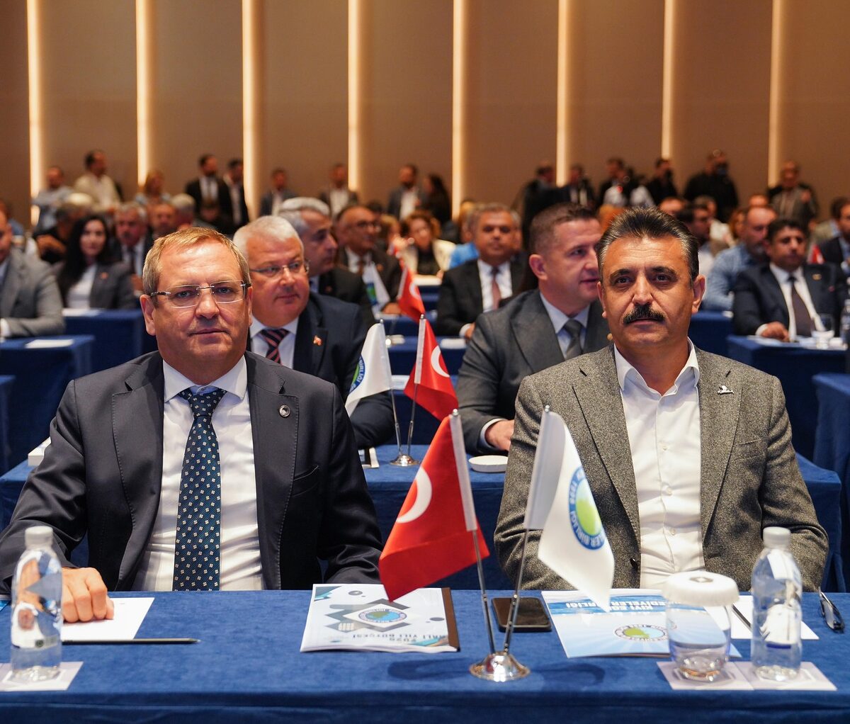 AYVALIK BELEDİYESİ İZMİR’DE KIYI EGE TOPLANTISINDA