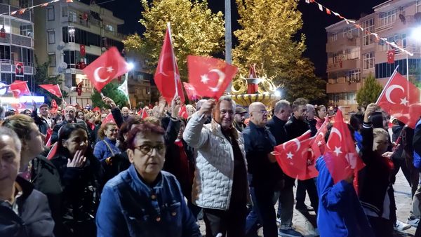 Susurluk’ta Cumhuriyet Yürüyüşü ile