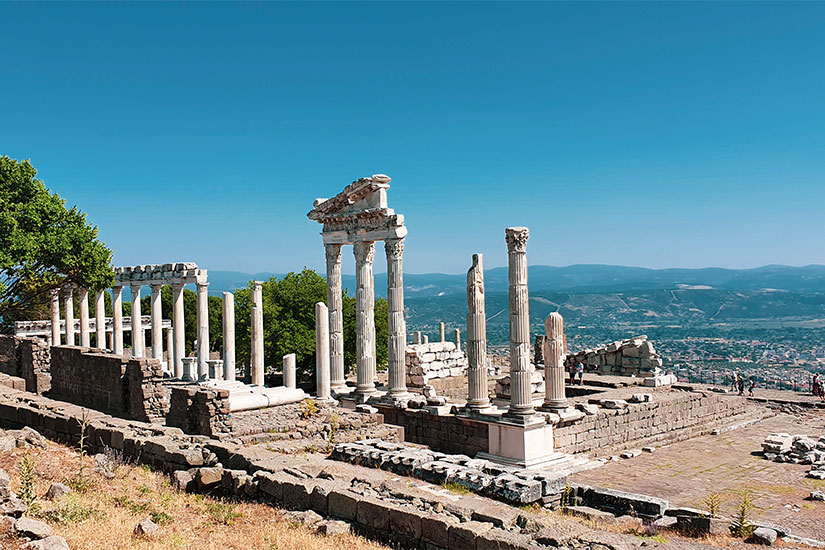 İzmir’in tarih kokan ilçesi