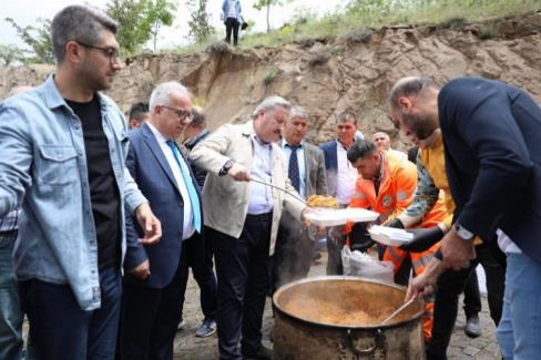 645. Mimarsinan Evliyalar Günü’ne yoğun ilgi