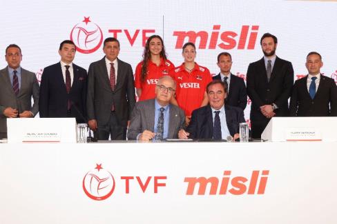 Kadın voleyboluna desteğini artıran