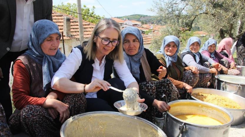 AK Parti İzmir Milletvekili