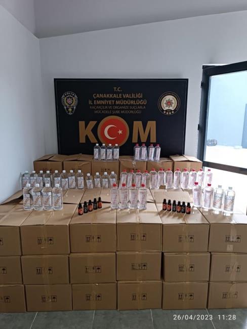 ALKOL YAPIMINDA KULLANILAN 1633 LİTRE YÜZEY TEMİZLEYİCİ ELE GEÇİRİLDİ  