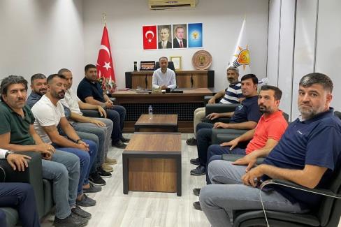 Adıyaman’da İGC yönetiminden AK Parti’ye ‘hayırlı olsun’ ziyareti