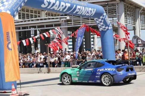 Adrenalin tutkunları ‘Gebze Driftfest’te buluştu