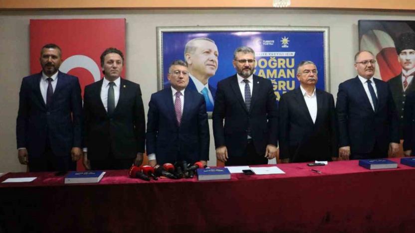 Ak Parti Sivas Milletvekili adaylarını kamuoyuna tanıttı