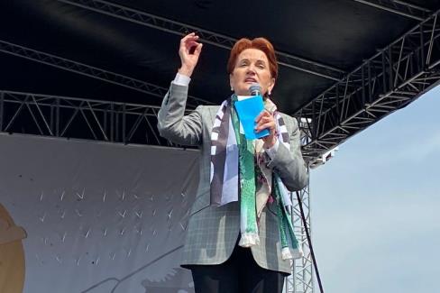 Akşener ve Yavaş Bursa’dan seslendiler…. Bir oy Kemal’a, bir oy Meral’e