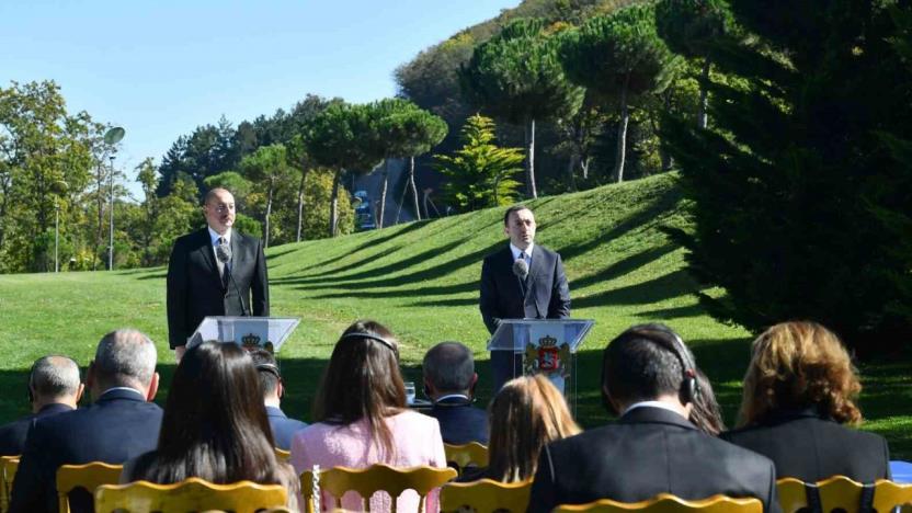 Aliyev: “Ermenistan ve Azerbaycan arasında barış anlaşması imzalanırsa, Güney Kafkasya’da tamamen yeni bir siyasi durum ortaya çıkacaktır”