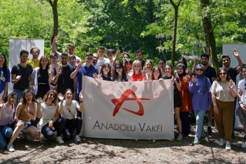 Anadolu Vakfı’nın gençlere 40