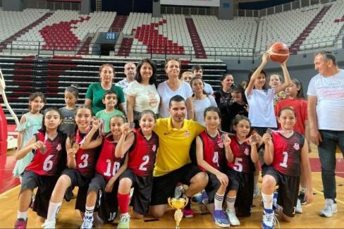 Muratpaşa Belediyespor Basketbol U10