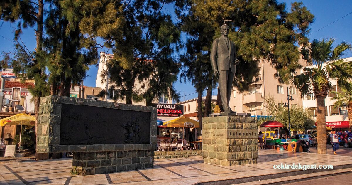 Ayvalik Ataturk Aniti BaslikX2 - Marmara Bölge: Balıkesir Son Dakika Haberleri ile Hava Durumu