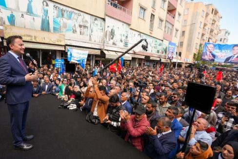 Seçim çalışmaları için Iğdır’a