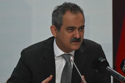 Bakan Özer'den 'afetzede öğrenci' bilançosu