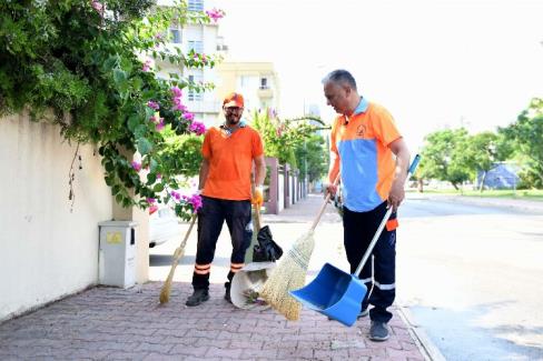 Başkan Uysal’dan empatili temizlik