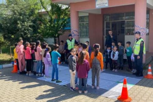 Bingöl’de Jandarma’dan ‘hayat kurtaran’ seminer