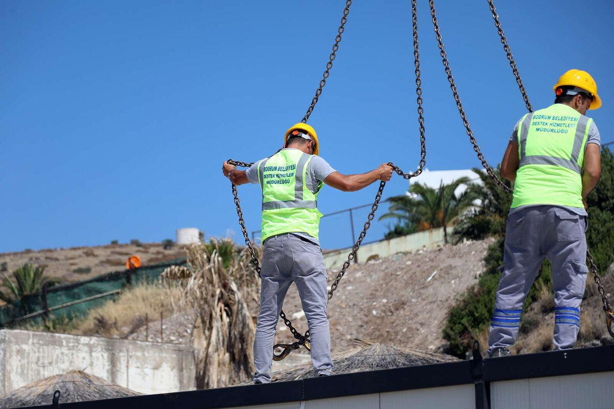 Bodrum sahilindeki 22 konteynere belediye mudahalesi - Marmara Bölge: Balıkesir Son Dakika Haberleri ile Hava Durumu