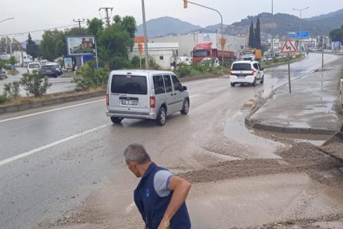 Bodrum’da ekipler sağanak teyakkuzda