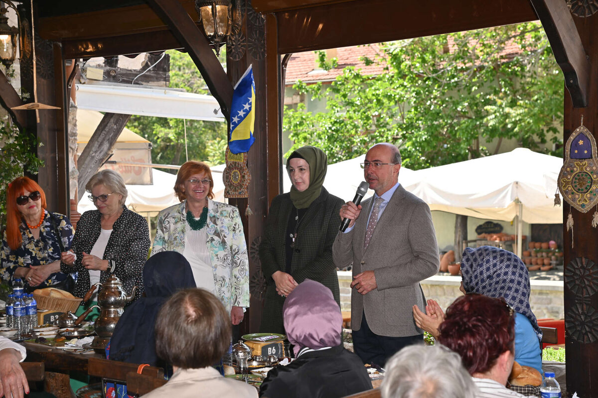 Bosna Hersekli kursiyerler Sillede bulustu - Marmara Bölge: Balıkesir Son Dakika Haberleri ile Hava Durumu