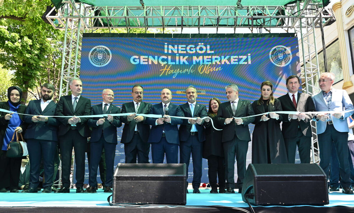 Bursa Inegollu genclerin yeni merkezi Genclere Bakan Varanktan 10 GB - Marmara Bölge: Balıkesir Son Dakika Haberleri ile Hava Durumu