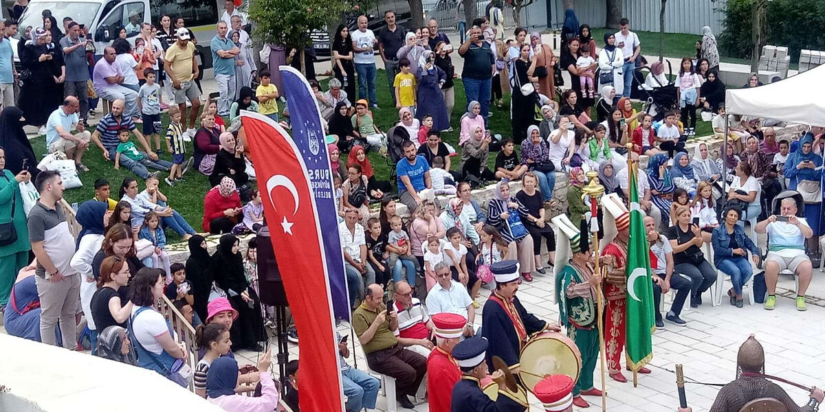 Bursada Hanlar Bolgesinde kultur sanat bulusmalari - Marmara Bölge: Balıkesir Son Dakika Haberleri ile Hava Durumu