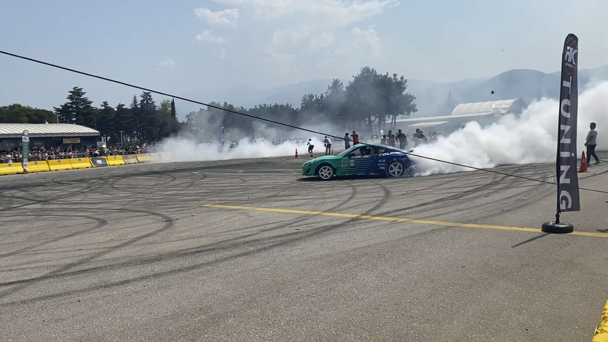 Bursada drift ve tuning ile adrenalin dolu saatler - Marmara Bölge: Balıkesir Son Dakika Haberleri ile Hava Durumu