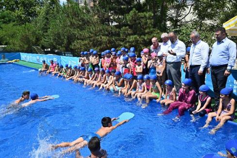 Bursa’da okul bahçelerinde serinleten eğitim