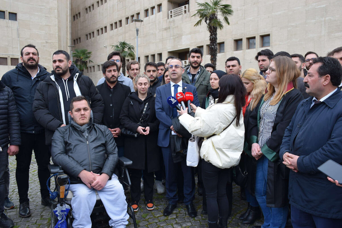 Bursada sticker gozaltisi - Marmara Bölge: Balıkesir Son Dakika Haberleri ile Hava Durumu