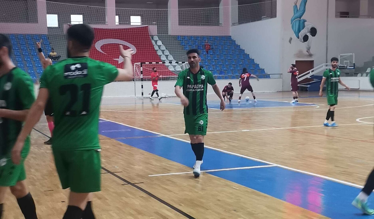 Buyuk Bingol Spor Futsal Super Liginde yari finalde - Marmara Bölge: Balıkesir Son Dakika Haberleri ile Hava Durumu