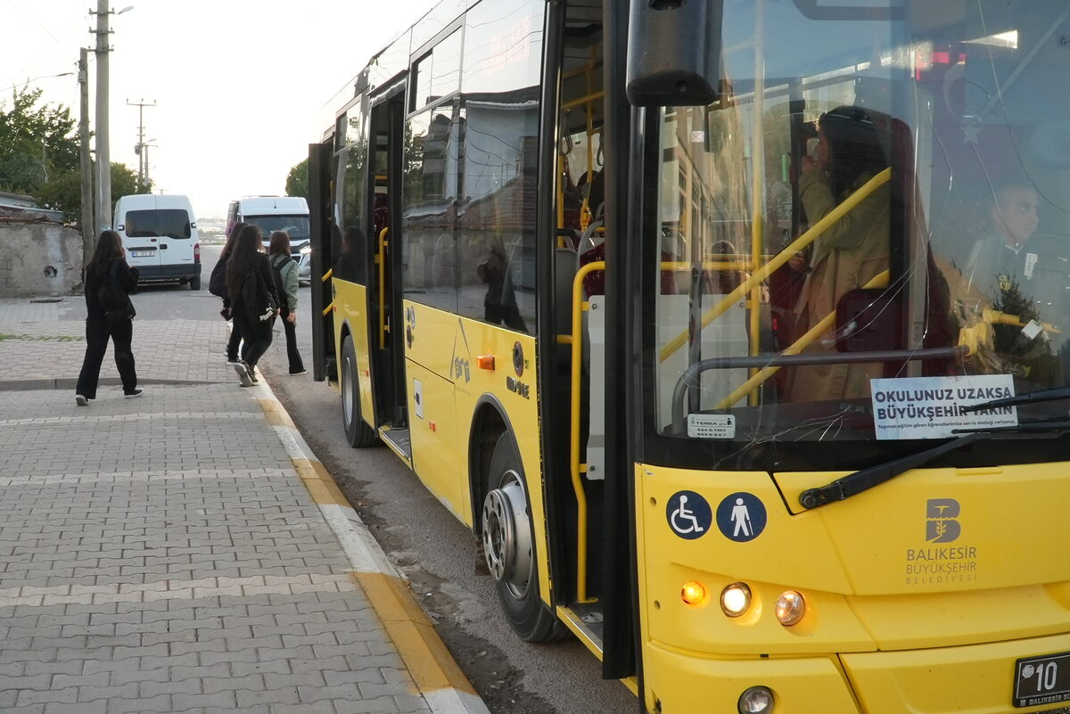 Buyuksehirin ulasim destegi aileleri sevindirdi 12 - Marmara Bölge: Balıkesir Son Dakika Haberleri ile Hava Durumu