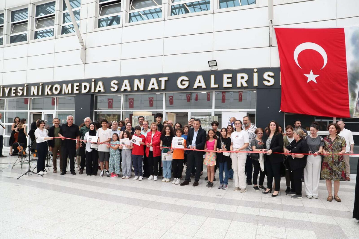 Cocuklarin gozunden Izmitin tarihi buyuluyor - Marmara Bölge: Balıkesir Son Dakika Haberleri ile Hava Durumu