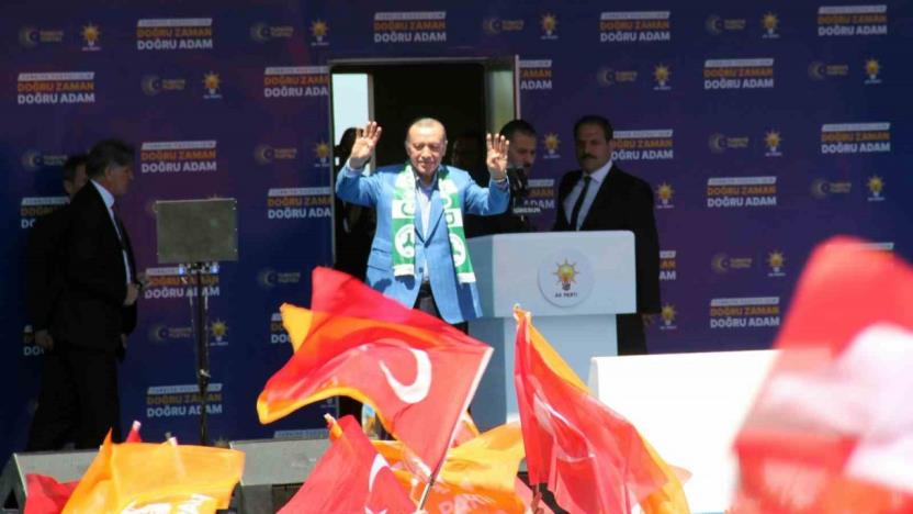 Cumhurbaşkanı Erdoğan: “Enflasyon geçtiğimiz ay itibariyle yüzde 43’e indi; İnşallah her ay bu şekilde azala azala devam edecek”