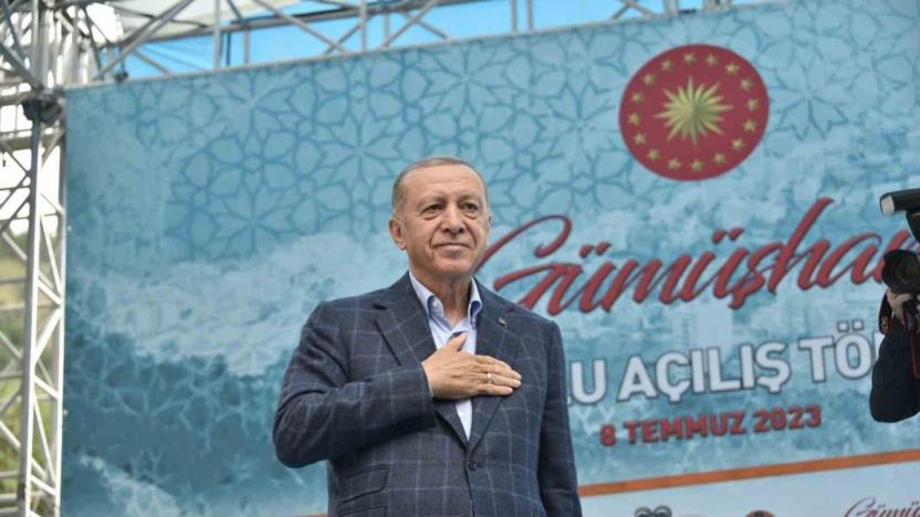 Cumhurbaşkanı Erdoğan: "Seçimlerin üzerinden tam 8 hafta geçti, 7’li koalisyon masasından bir kişi bile istifa etmedi”