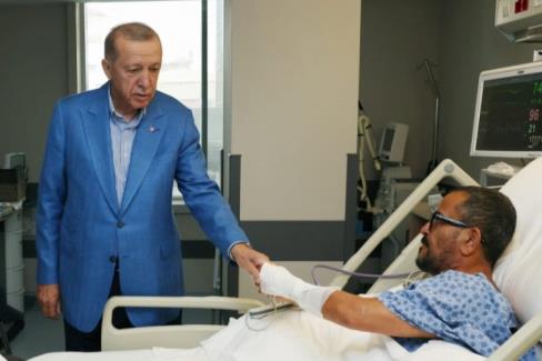 Cumhurbaşkanı Erdoğan’dan Sabancı çiftine ziyaret