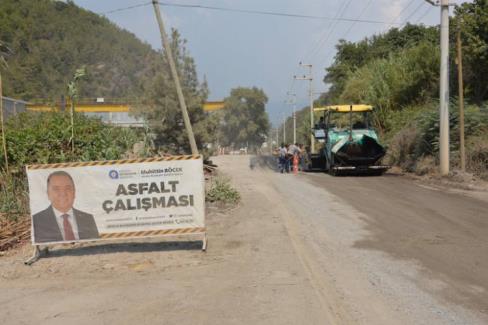 Demirtaş Grup Yolu’na sıcak asfalt