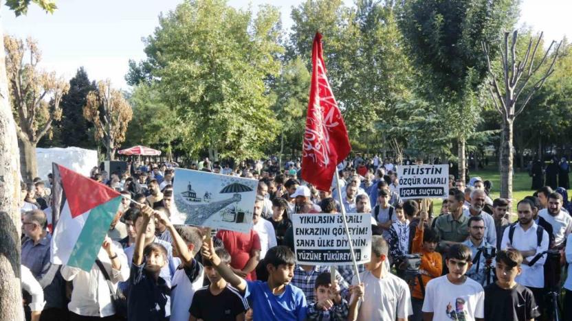 Diyarbakır’da Filistinlilere destek çağrısı