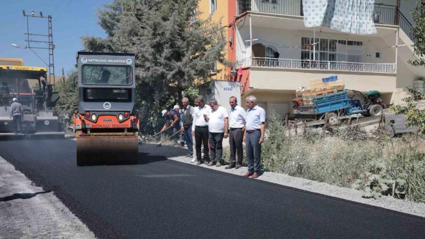 Doğalgaz tamamlandı asfalt yapımı başladı