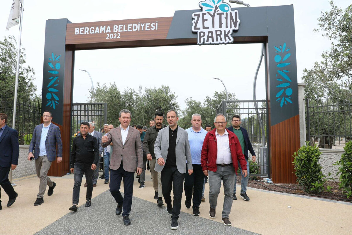 Genclik ve Spor Bakani Bergamada - Marmara Bölge: Balıkesir Son Dakika Haberleri ile Hava Durumu