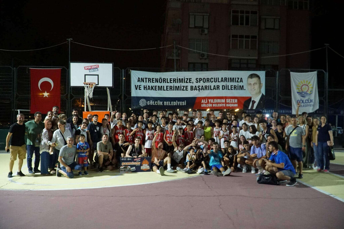 Golcukte sokak basketboluna muhtesem final - Marmara Bölge: Balıkesir Son Dakika Haberleri ile Hava Durumu