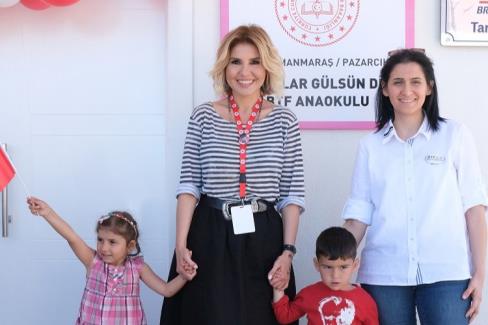 Gülben Ergen’den 44’üncü ana okulu